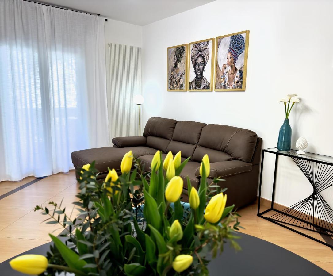 Salento Sweet Home - Obelisco Luxury Apartment Lecce Esterno foto
