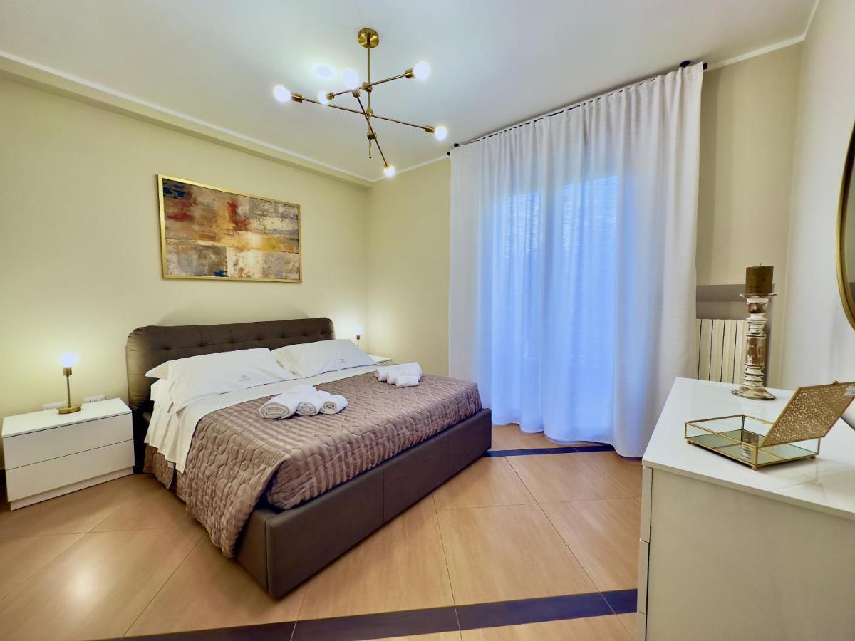 Salento Sweet Home - Obelisco Luxury Apartment Lecce Esterno foto