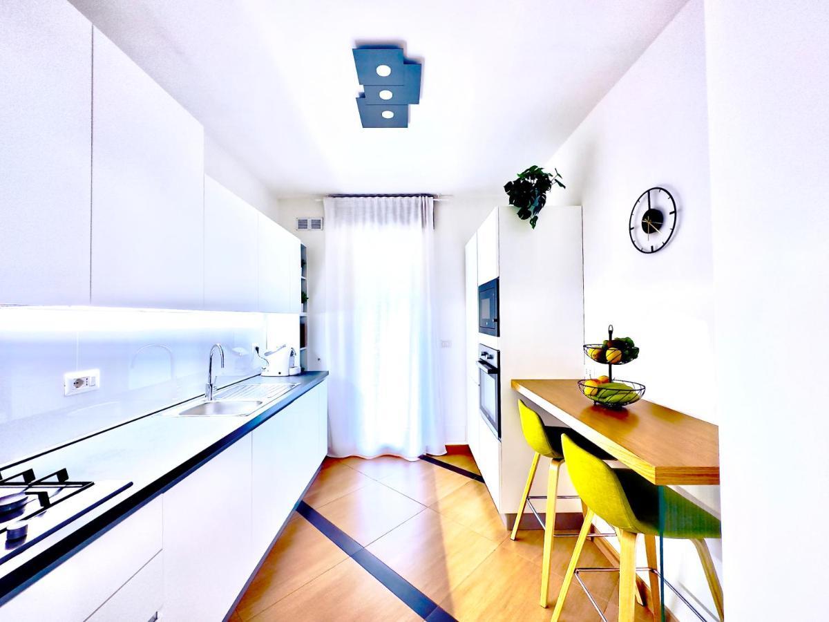 Salento Sweet Home - Obelisco Luxury Apartment Lecce Esterno foto